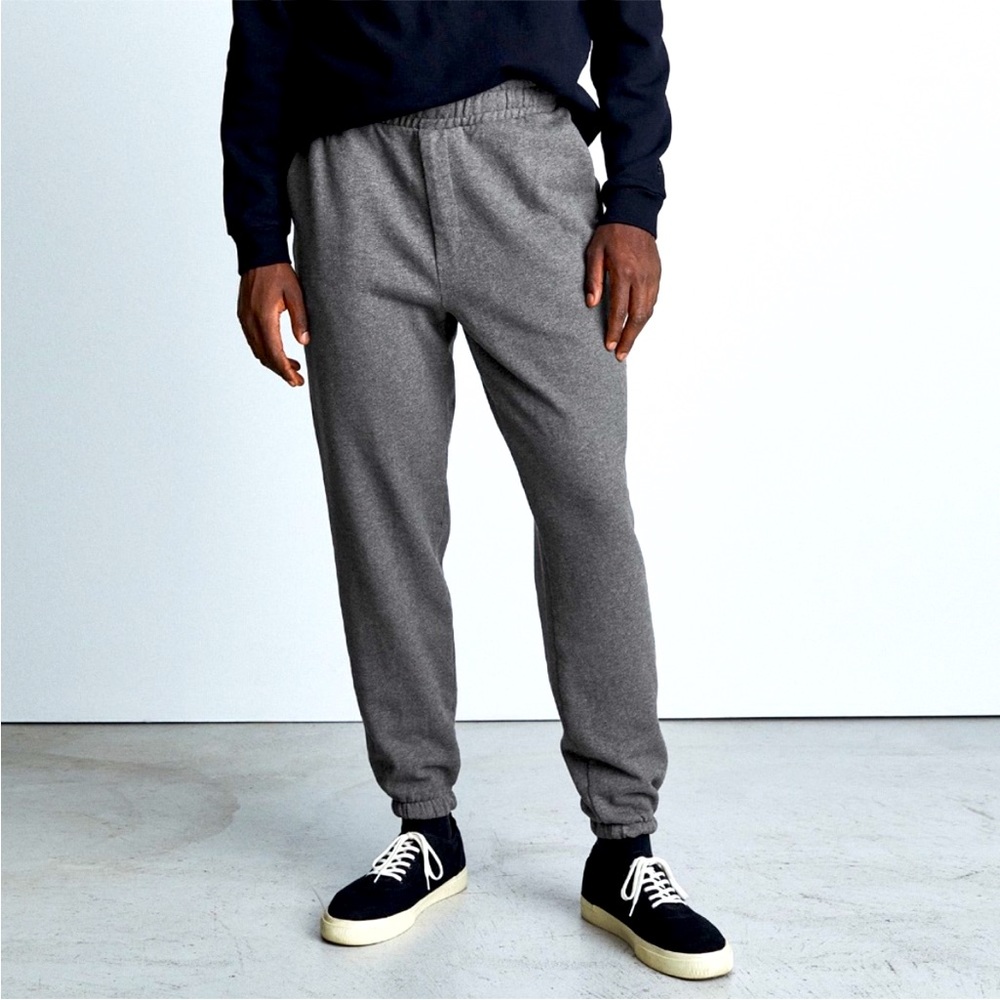 everlane dark grey track pants